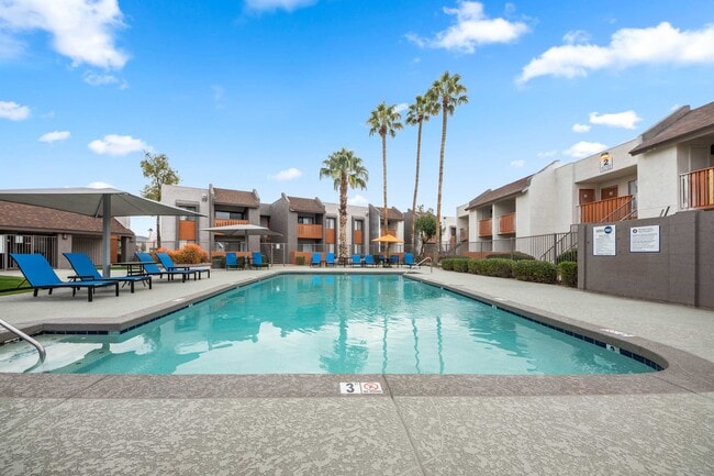 Building Photo - Sierra Pines