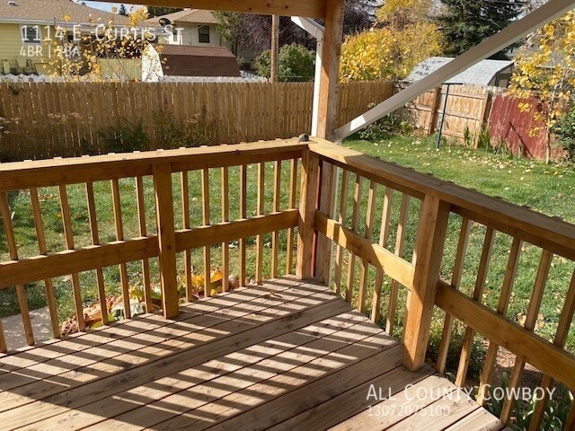 Foto del edificio - 4 Bed, 2 Bath, 1 Garage