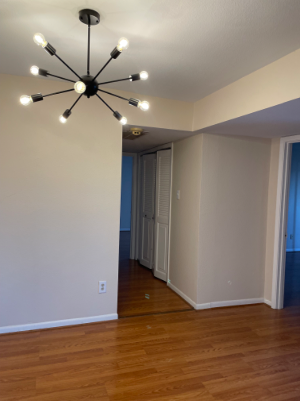 Building Photo - 8521 Hearth Dr