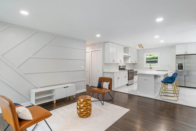 Foto del edificio - 2471 Spring Rd SE