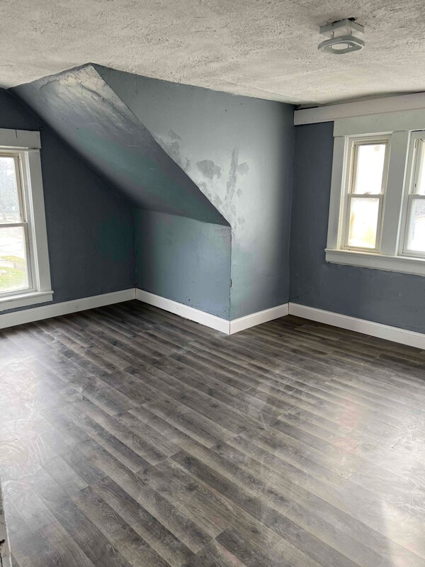 Building Photo - 899 Hammel St