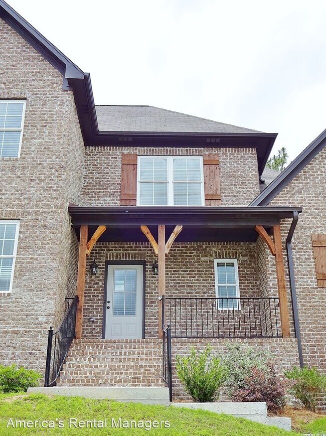 Building Photo - 5 br, 4.5 bath House - 124 Wisteria Drive