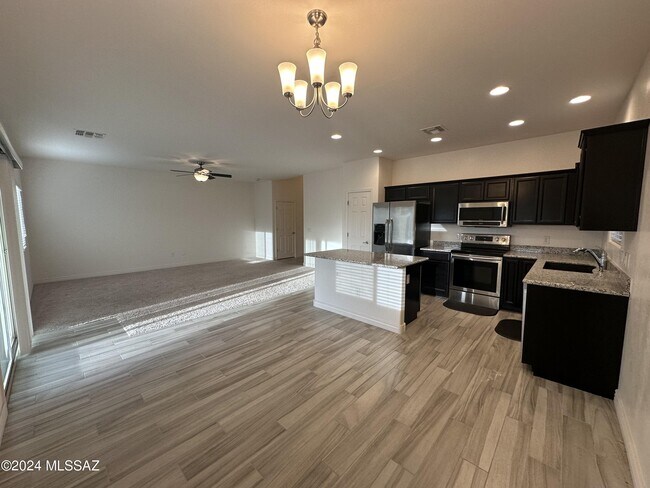 Foto del edificio - 6257 W Yew Pine Way