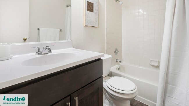 Foto del edificio - 121 S Fremont Ave