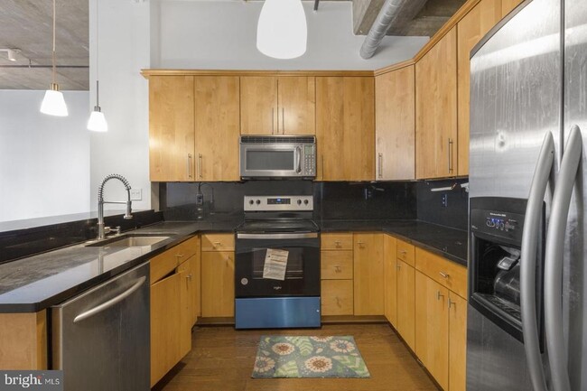 Building Photo - 112 N 2nd St
