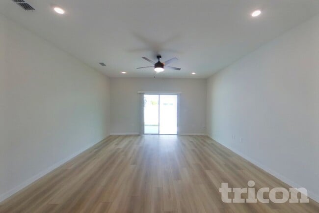 Building Photo - 64 Brazil Nut Cir