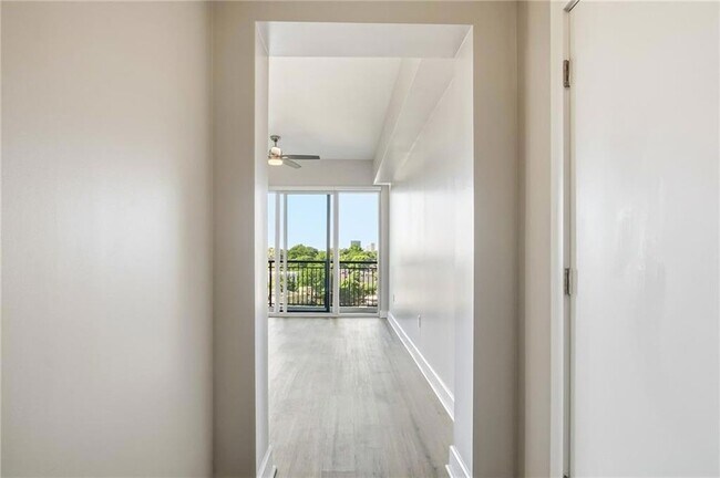 Foto del edificio - 222 12th St NE