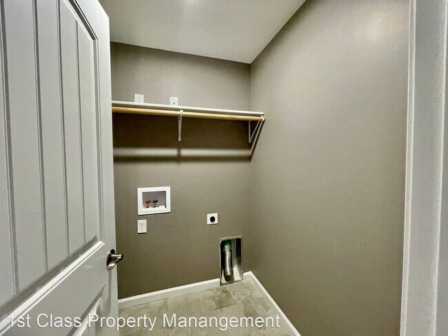 Foto del edificio - 3 br, 2.5 bath House - 209 Macintosh
