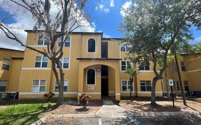 Building Photo - 5773 Gatlin Ave