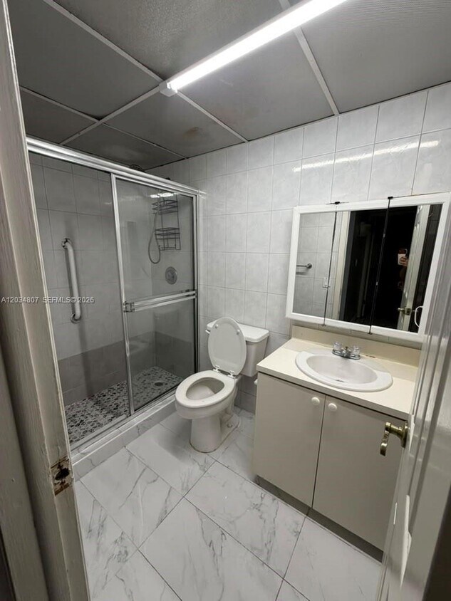 Foto del edificio - 9311 SW 4th St