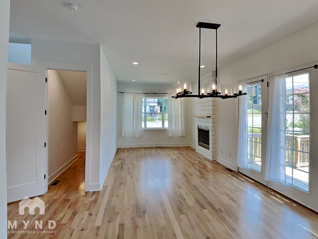 Building Photo - 131 Fain St