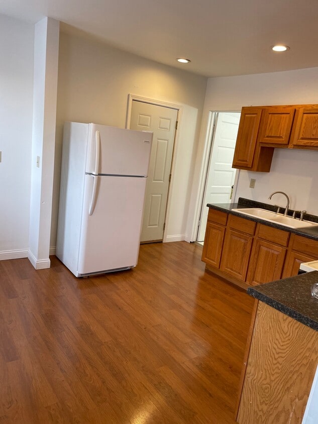 1337 S 63rd St, West Allis, WI 53214 House Rental in West Allis, WI