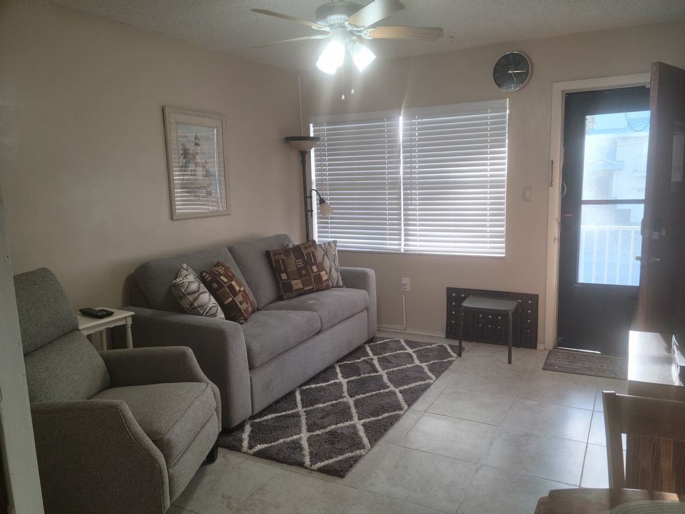 Foto principal - Harbor House one bed one bath