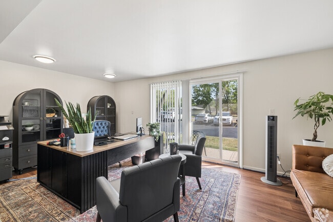 2BR, 1BA - 984SF - Living Room - Liberty Square Apartments