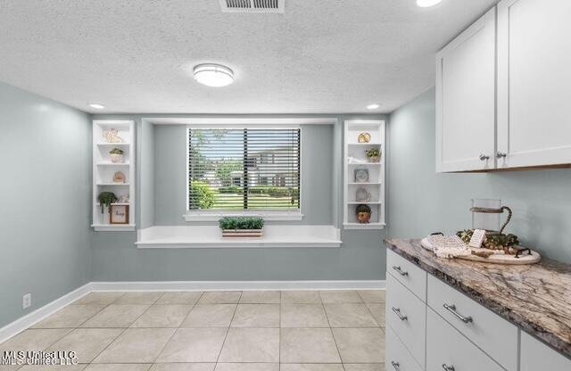 Foto del edificio - 147 Lakebend Cir