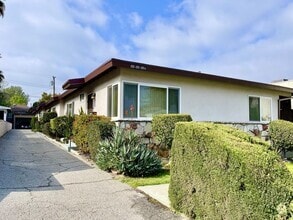 Building Photo - 1822 1/2 Sherer Ln