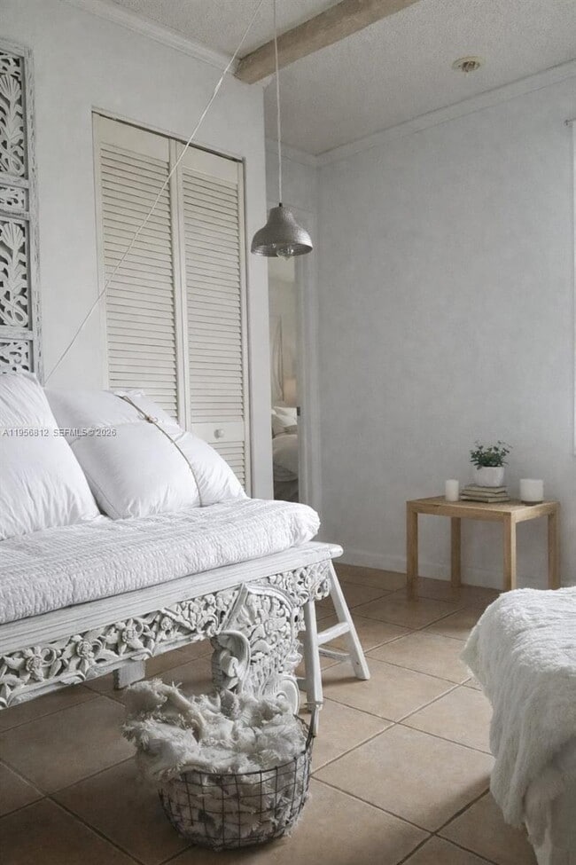 Building Photo - 15761 SW 137th Ave