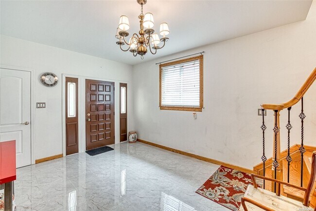 Foto del edificio - 47-18 Glenwood St