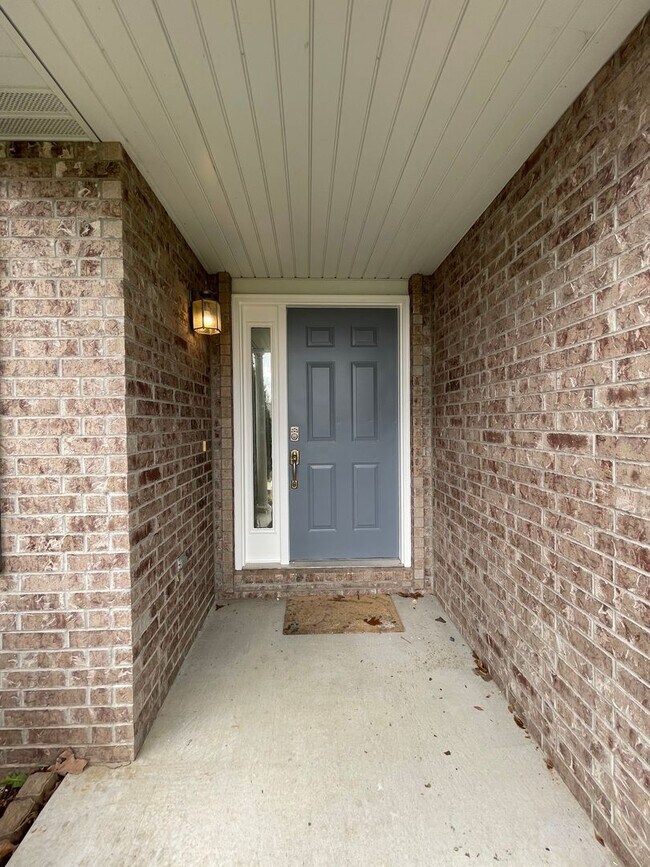 Building Photo - New Spacious 3 Bedroom with Bonus Room 3ca...