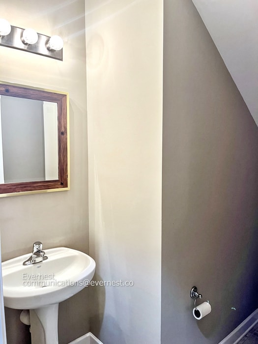Building Photo - 5057 Falling Water Rd