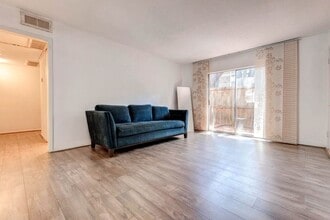 Building Photo - 4040 San Felipe St