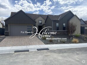 Building Photo - 2982 Saddle Peak Dr