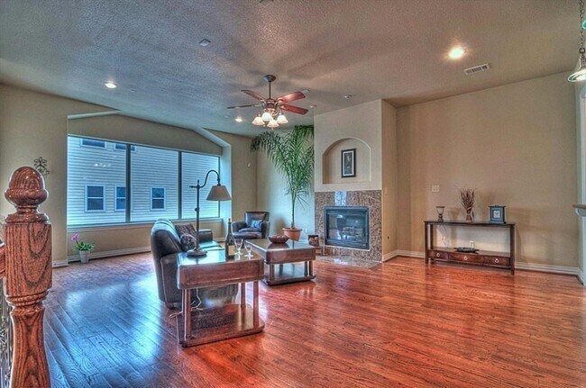 Foto del edificio - 3505 Jackson St