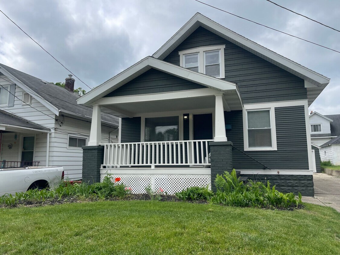 Foto principal - Adorable 4 bedroom home on the NW side of ...