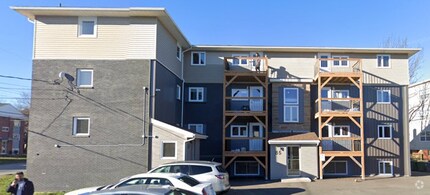 Building Photo - 85 Evans Ave