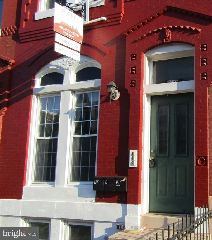 Primary Photo - 1833 W Baltimore St