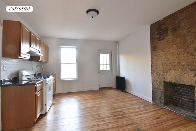 Foto del edificio - 168 Beard St