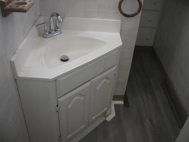 Main floor bathroom - 241 E Ronning Ave