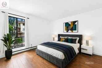 Building Photo - 2181 Panorama Dr