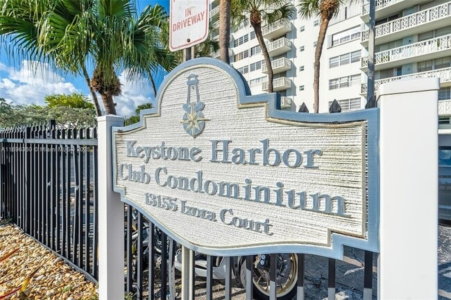 Photo - 13155 Ixora Ct Apartment