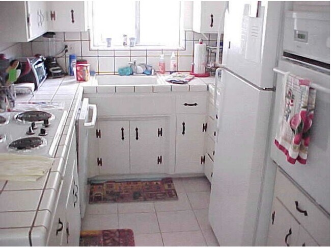 Foto del edificio - 797 Cornell Dr