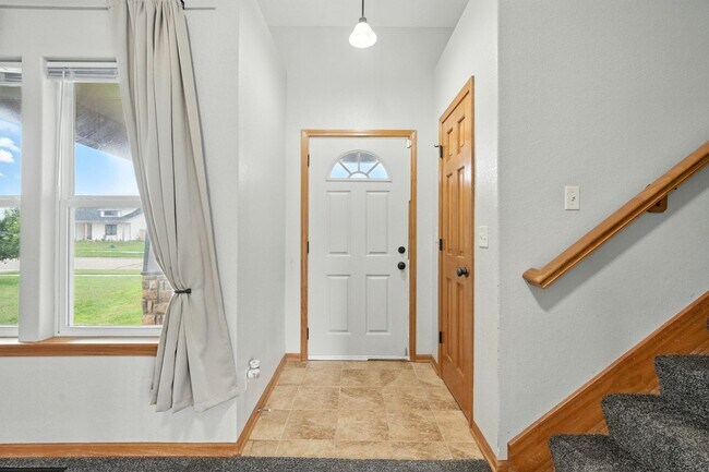 Foto del edificio - Beautiful Single Family Home, Sutter Woods...