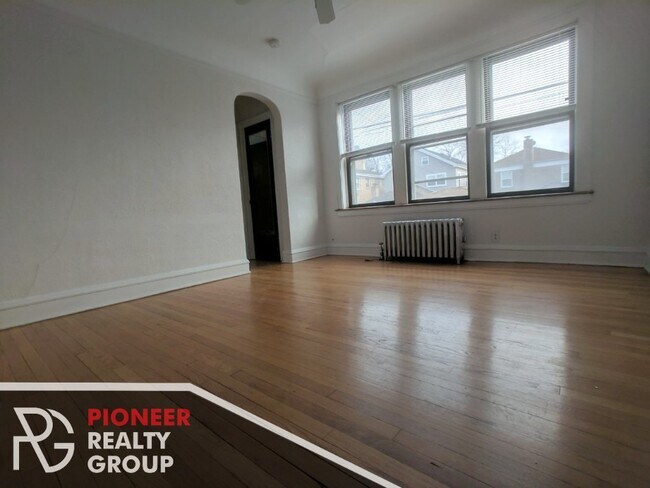 Foto del edificio - 2613 W Berwyn Ave