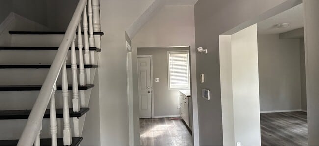 Building Photo - 1525 13th Ave