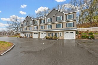 Building Photo - 161 US-1