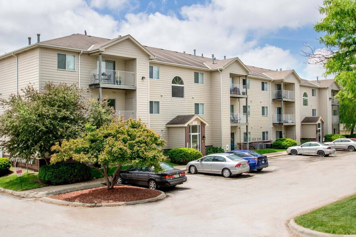 Flatwater Apartments 98259831 Centennial Rd La Vista, NE