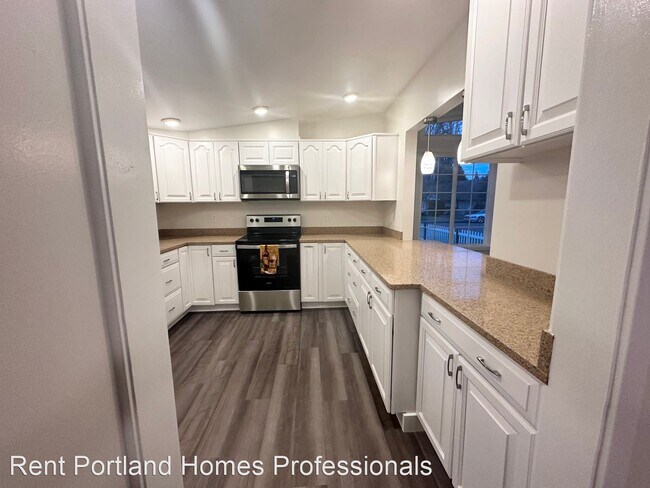 Building Photo - 3 br, 1 bath House - 920 Carol Street
