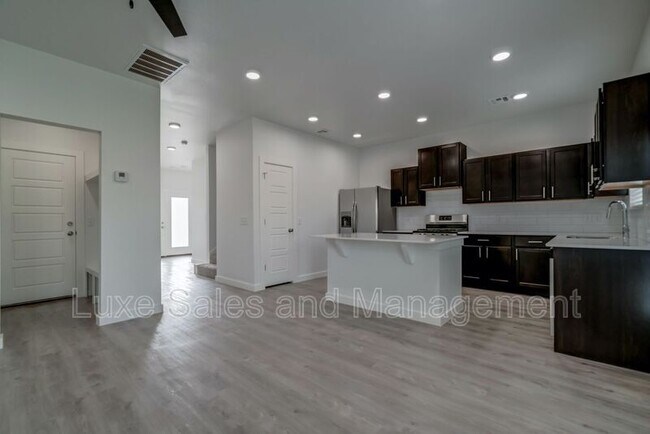 Foto del edificio - 7901 NW 135th Terrace