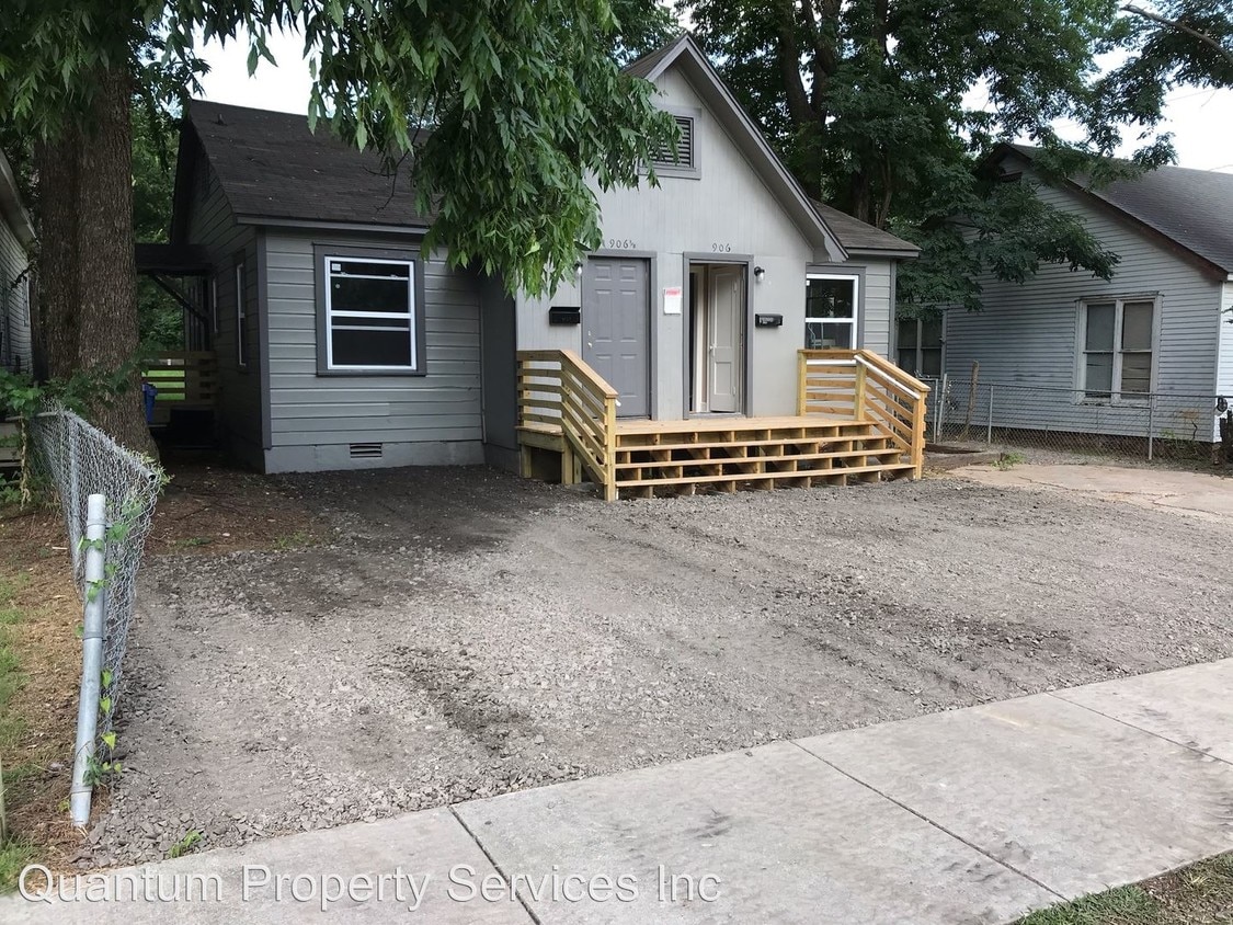 Primary Photo - 906 S 19th St