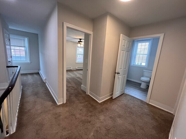 Foto del edificio - 64 Grove St