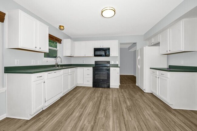 Foto del edificio - Great 4 Bedroom, 2.5 Bath Home in Fishers!