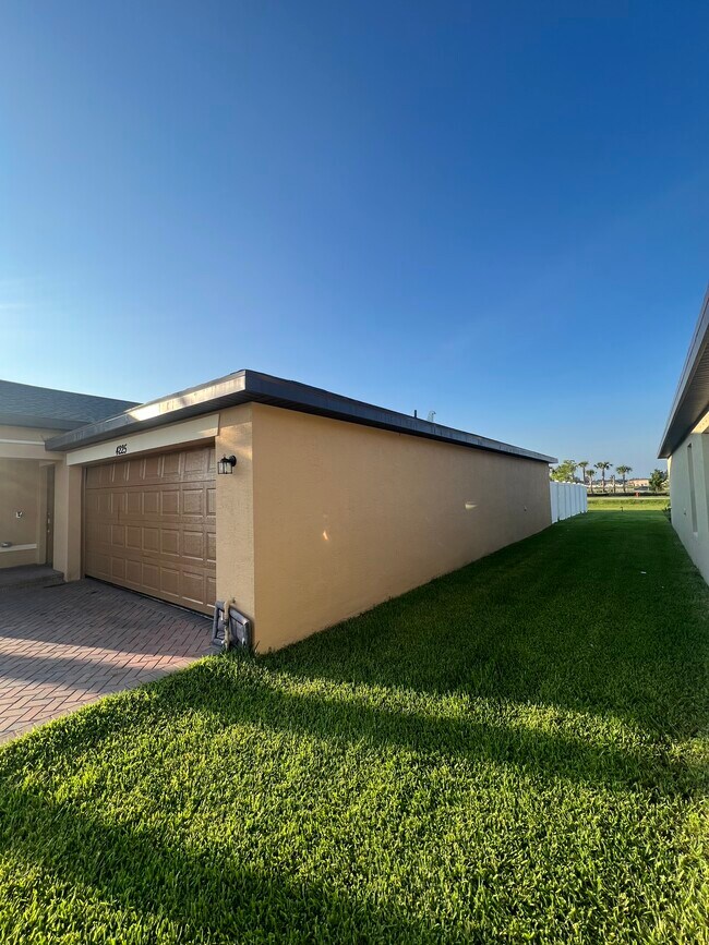 Building Photo - 4225 Abernathy Wy
