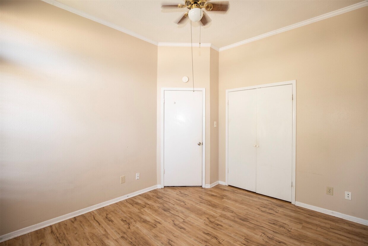 Building Photo - 11514 Sagecreek Dr