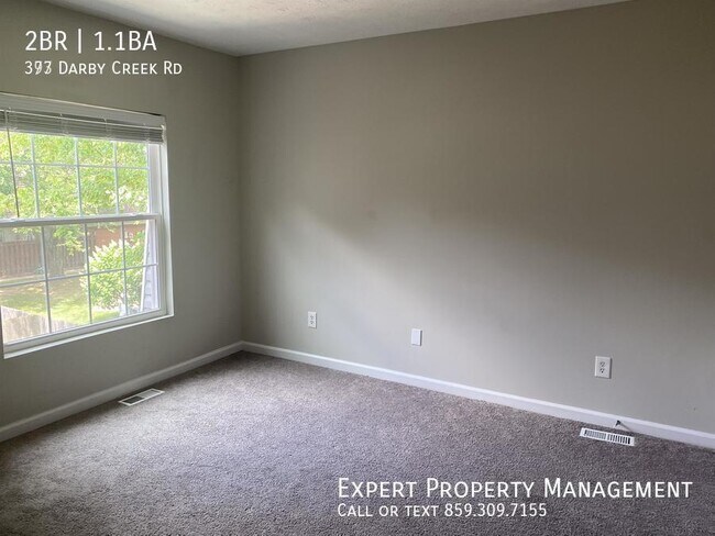 Foto del edificio - 377 Darby Creek Rd