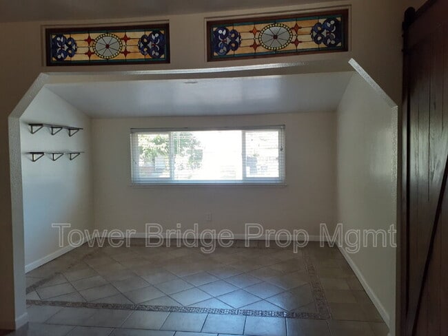 Building Photo - 2640 Watson St
