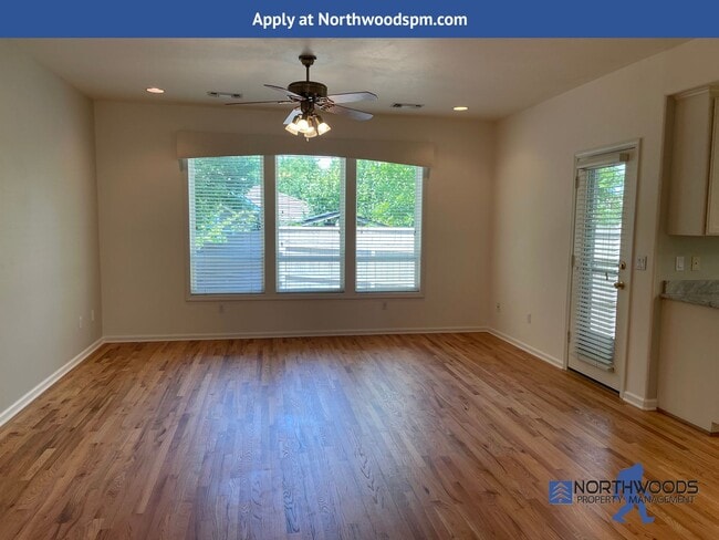 Building Photo - Beautiful 3 Bedroom 2 Bath Home Landscaping Included.